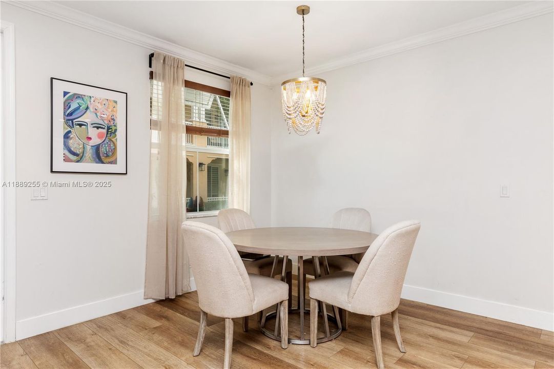 Active With Contract: $549,000 (3 beds, 3 baths, 1770 Square Feet)