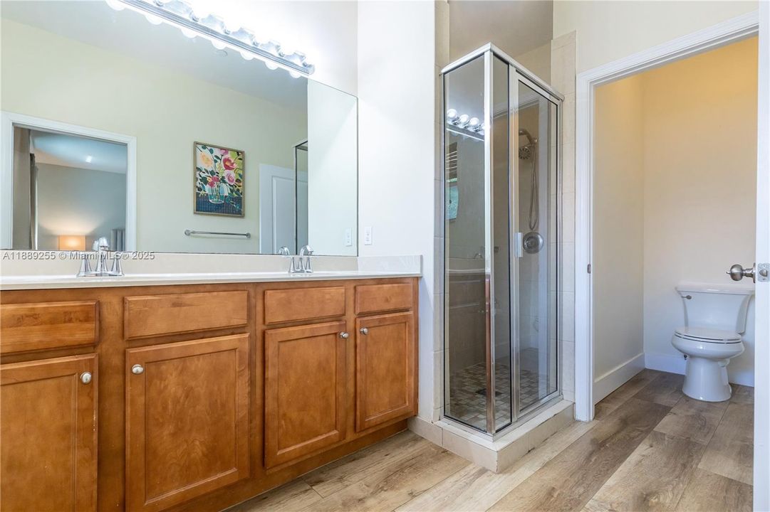 Active With Contract: $549,000 (3 beds, 3 baths, 1770 Square Feet)