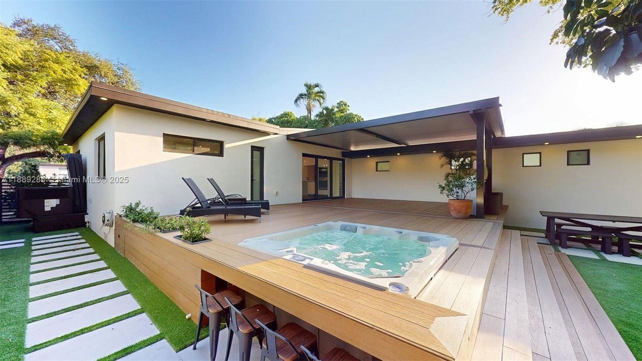 Enjoy! Alone or with your friends!