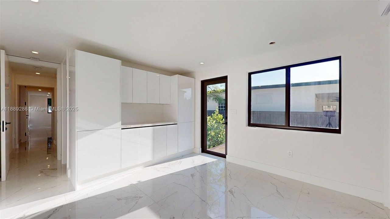 2nd Bedroom with private entrance, yard and bathroom.