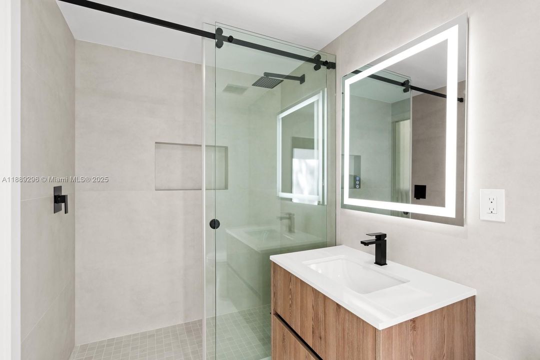 Active With Contract: $1,850,000 (5 beds, 4 baths, 0 Square Feet)