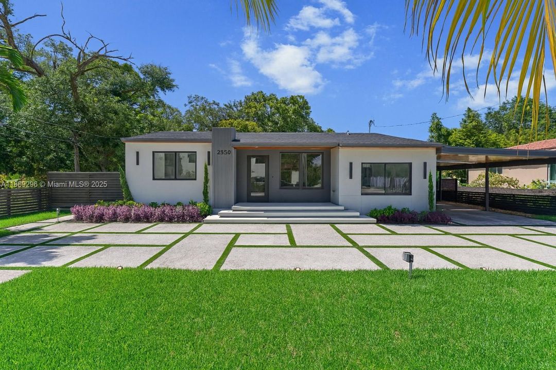 Active With Contract: $1,850,000 (5 beds, 4 baths, 0 Square Feet)