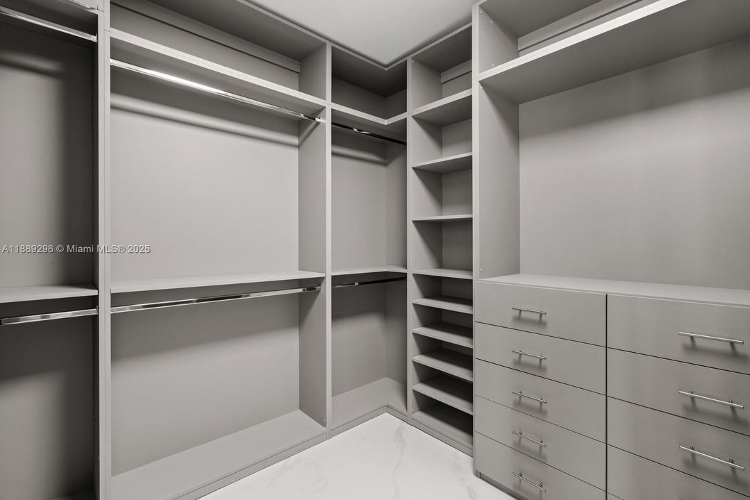 Active With Contract: $1,850,000 (5 beds, 4 baths, 0 Square Feet)