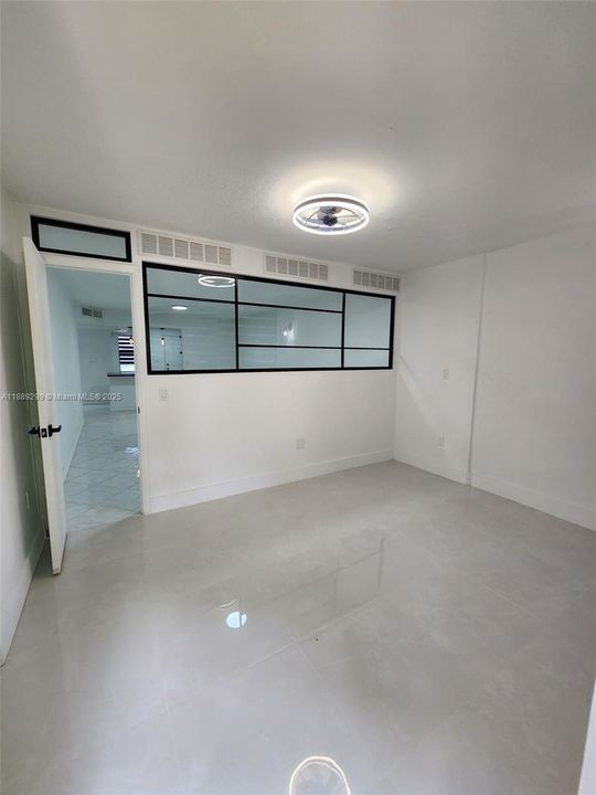 最近租的: $1,995 (2 贝兹, 1 浴室, 898 平方英尺)