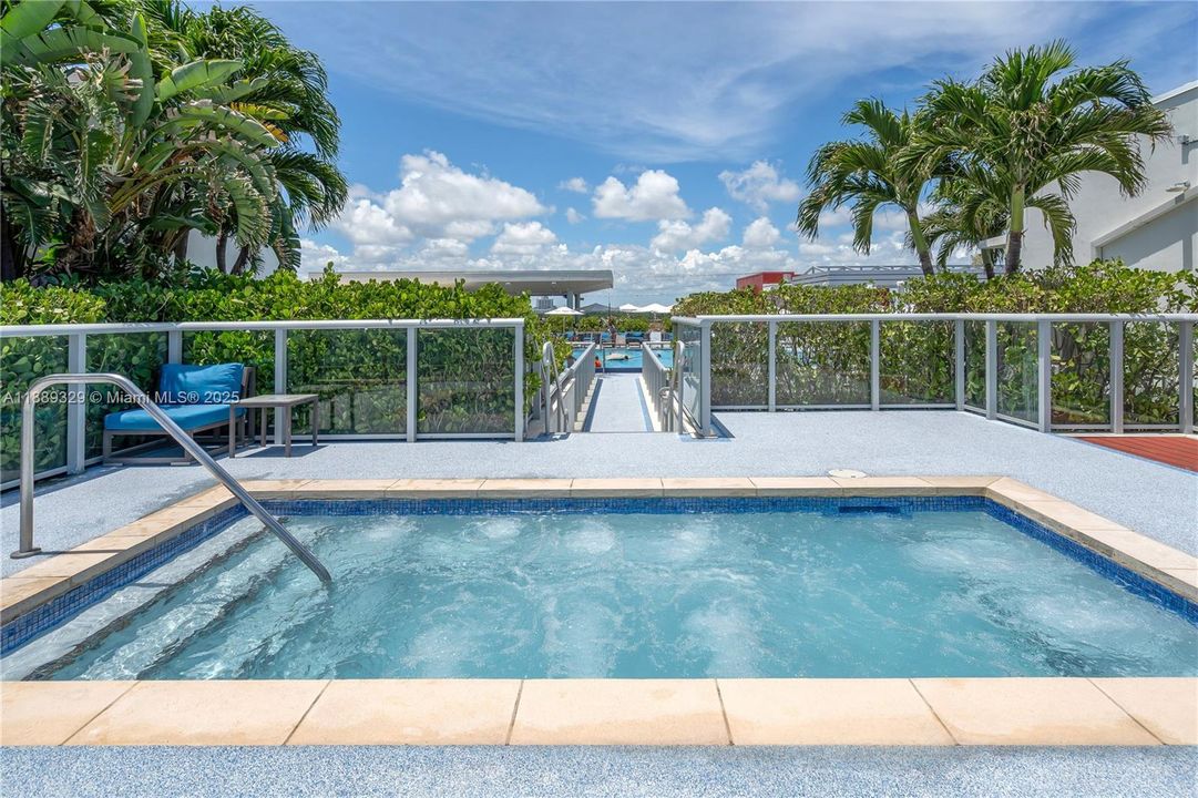 Vendido Recientemente: $515,000 (1 camas, 1 baños, 724 Pies cuadrados)