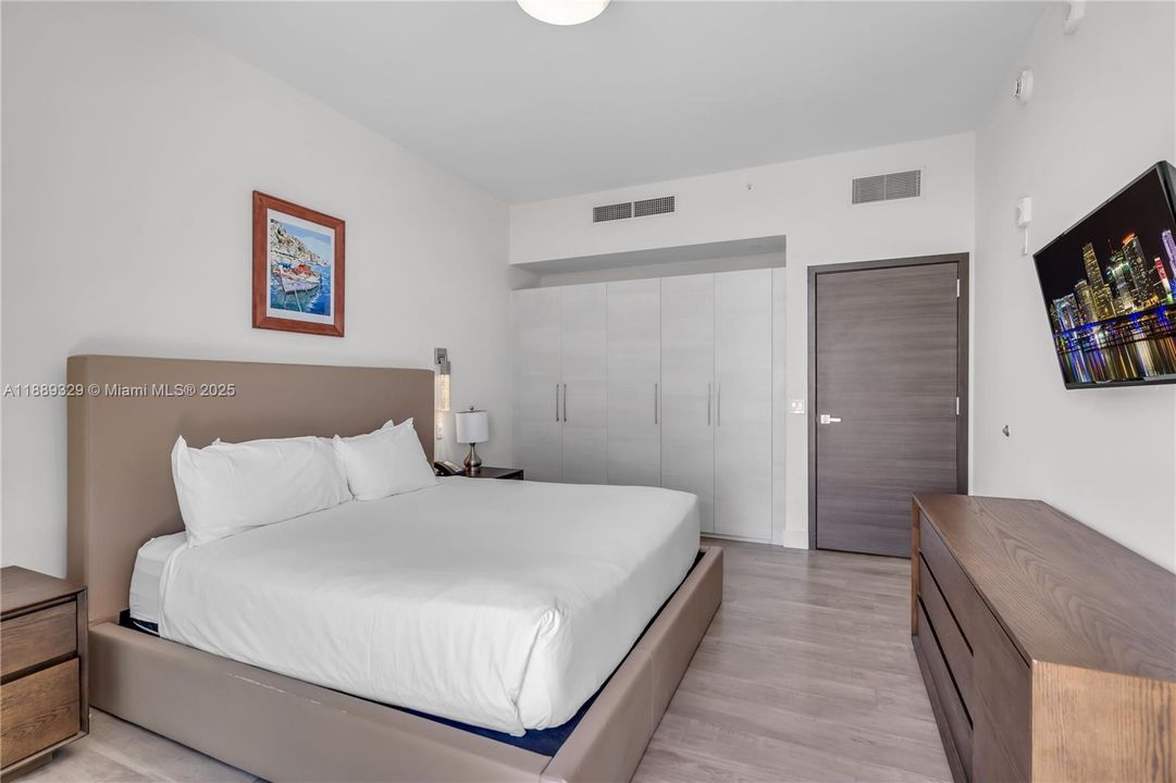 Vendido Recientemente: $515,000 (1 camas, 1 baños, 724 Pies cuadrados)