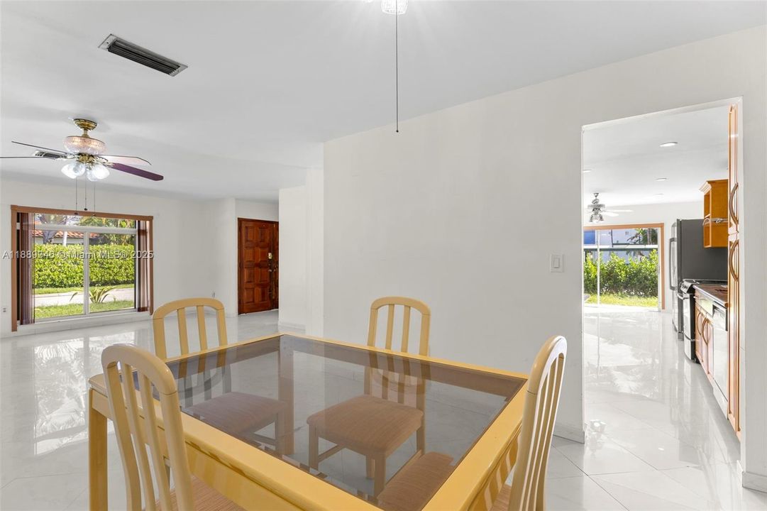 For Sale: $1,595,000 (3 beds, 2 baths, 1666 Square Feet)