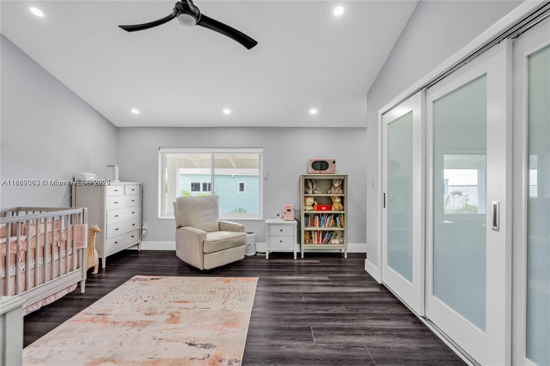 For Sale: $5,699,000 (4 beds, 3 baths, 2926 Square Feet)