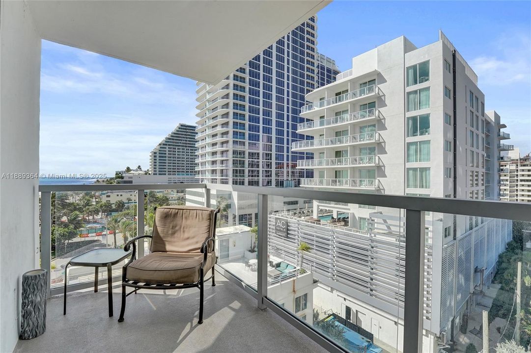 Activo con contrato: $2,650 (1 camas, 2 baños, 730 Pies cuadrados)