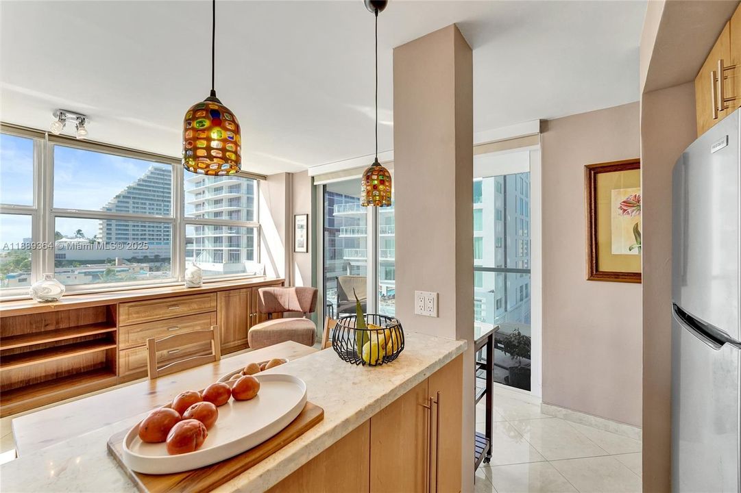 Activo con contrato: $2,650 (1 camas, 2 baños, 730 Pies cuadrados)