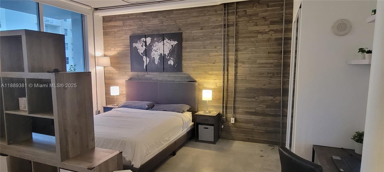 На продажу: $395,000 (1 спален, 1 ванн, 652 Квадратных фут)