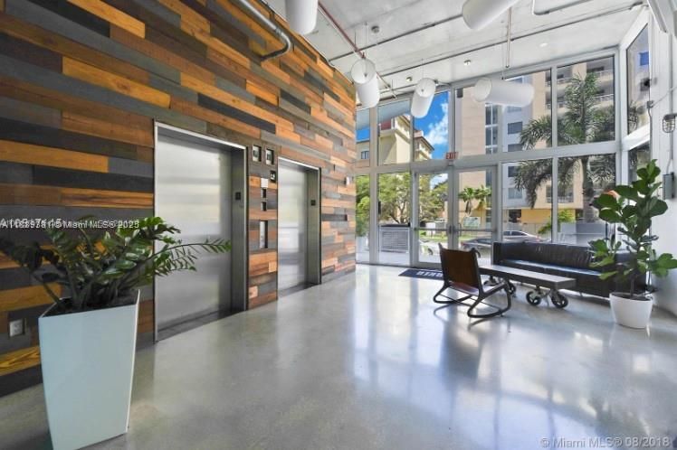 На продажу: $395,000 (1 спален, 1 ванн, 652 Квадратных фут)