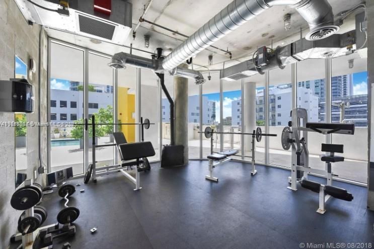 На продажу: $395,000 (1 спален, 1 ванн, 652 Квадратных фут)