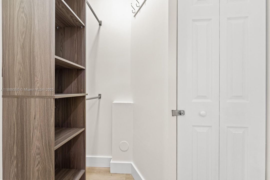 最近租的: $1,500 (1 贝兹, 1 浴室, 1490 平方英尺)