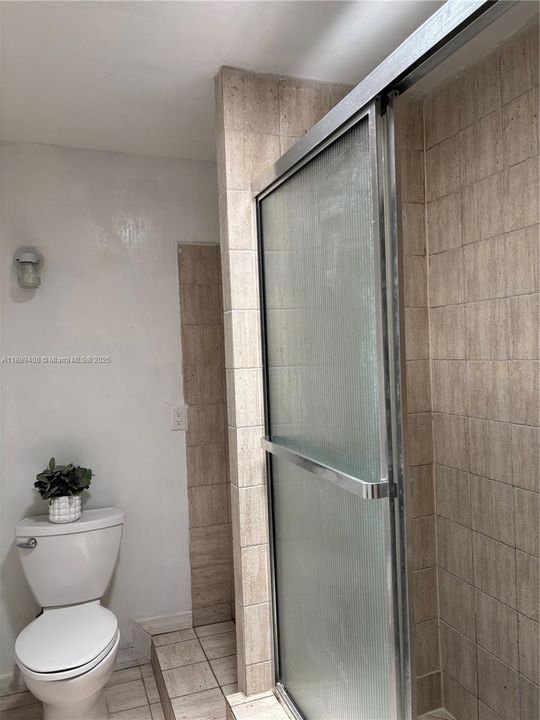 Недавно арендовано: $1,250 (1 спален, 1 ванн, 0 Квадратных фут)