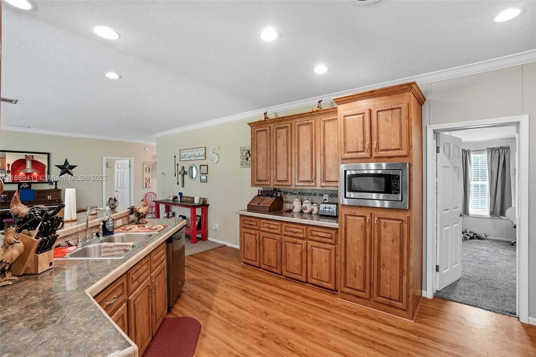 待售: $489,900 (4 贝兹, 3 浴室, 0 平方英尺)