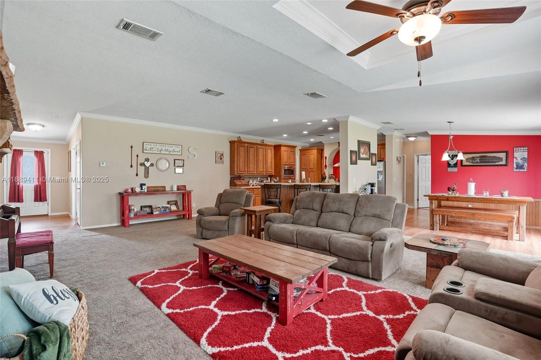 待售: $489,900 (4 贝兹, 3 浴室, 0 平方英尺)