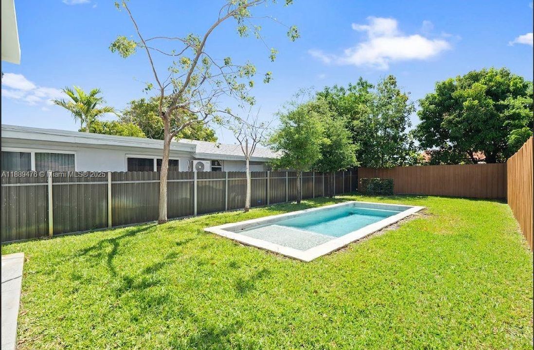 Active With Contract: $939,000 (3 beds, 2 baths, 0 Square Feet)