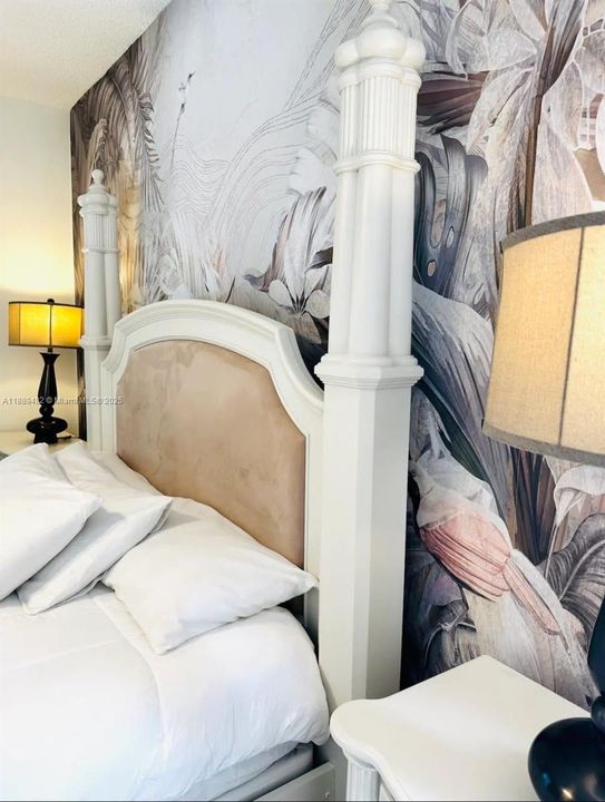 На продажу: $695,000 (8 спален, 4 ванн, 2890 Квадратных фут)