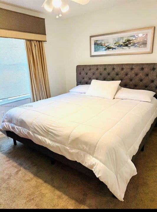 На продажу: $695,000 (8 спален, 4 ванн, 2890 Квадратных фут)