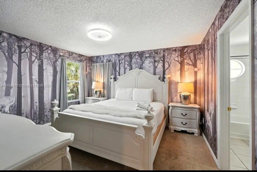 На продажу: $695,000 (8 спален, 4 ванн, 2890 Квадратных фут)