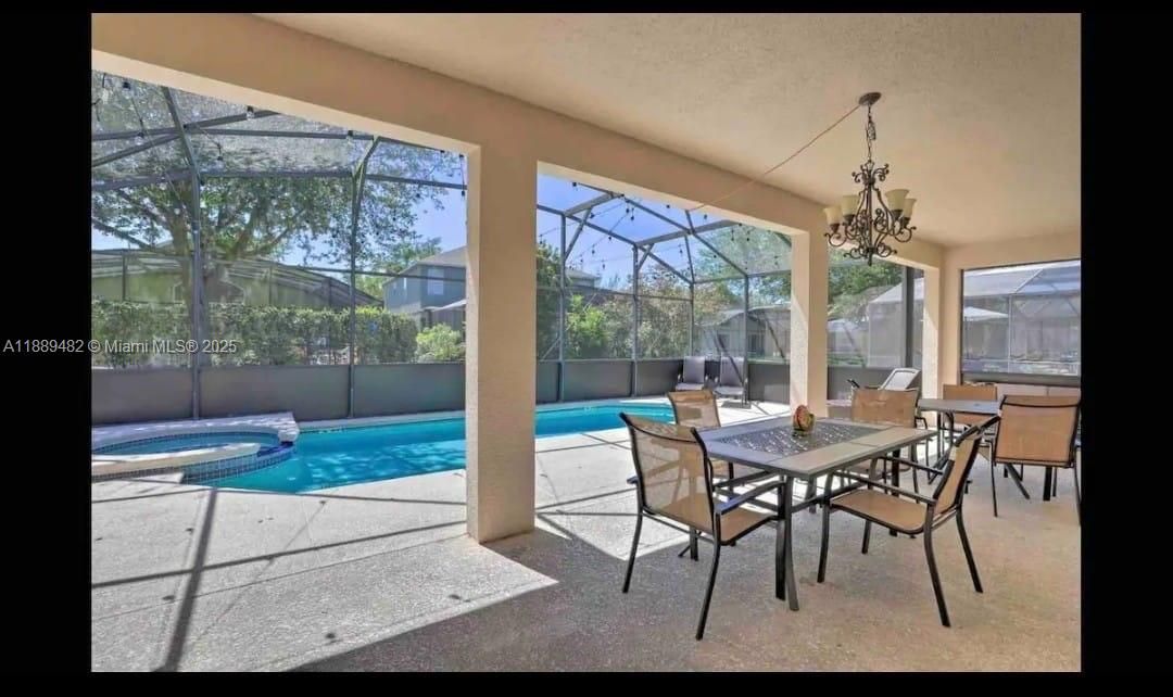 На продажу: $695,000 (8 спален, 4 ванн, 2890 Квадратных фут)