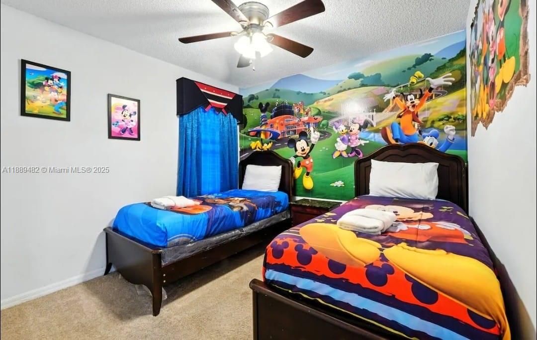 На продажу: $695,000 (8 спален, 4 ванн, 2890 Квадратных фут)