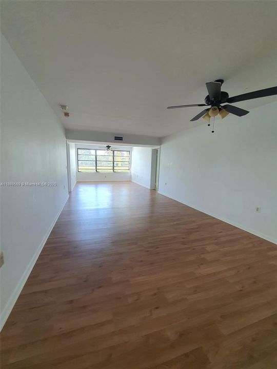 Recently Rented: $2,000 (2 beds, 2 baths, 1437 Square Feet)