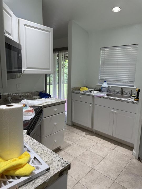 出租: $1,650 (3 贝兹, 2 浴室, 0 平方英尺)