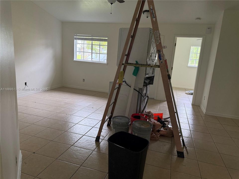 出租: $1,650 (3 贝兹, 2 浴室, 0 平方英尺)