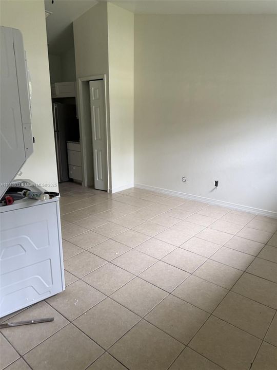 出租: $1,650 (3 贝兹, 2 浴室, 0 平方英尺)