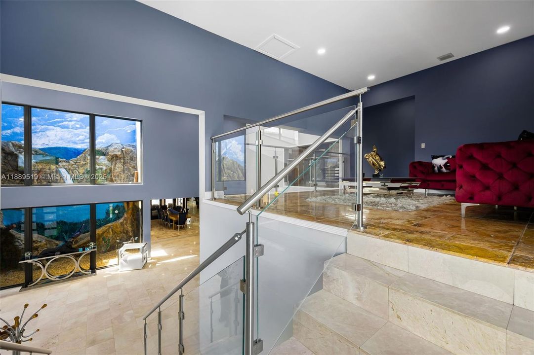 For Sale: $3,099,999 (5 beds, 4 baths, 7631 Square Feet)