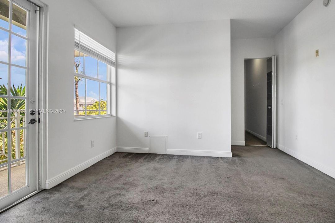 Main Bedroom with Balcony