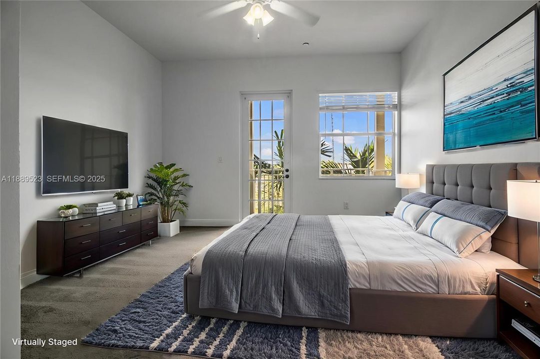 For Sale: $499,000 (3 beds, 2 baths, 1977 Square Feet)