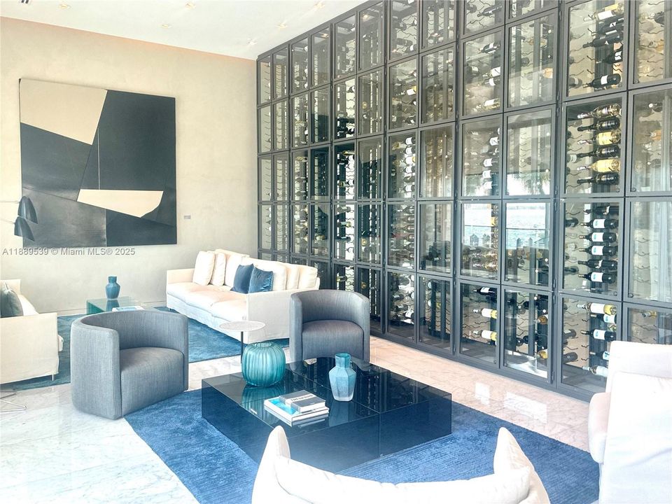 Active With Contract: $11,000 (3 beds, 3 baths, 1634 Square Feet)