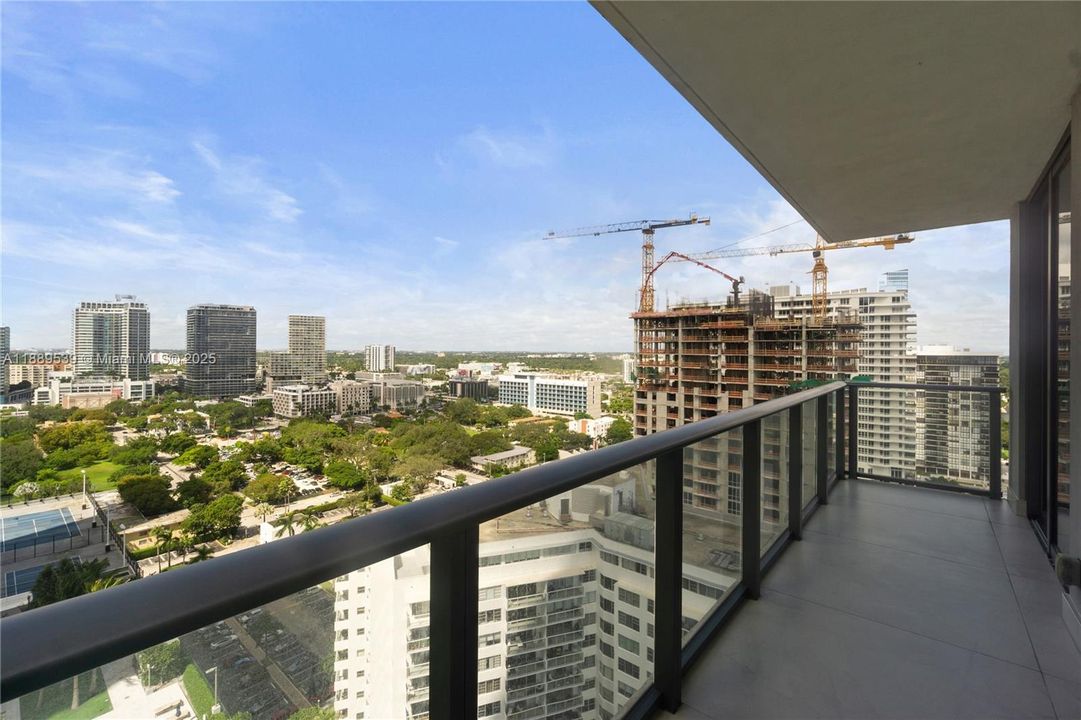 Active With Contract: $11,000 (3 beds, 3 baths, 1634 Square Feet)