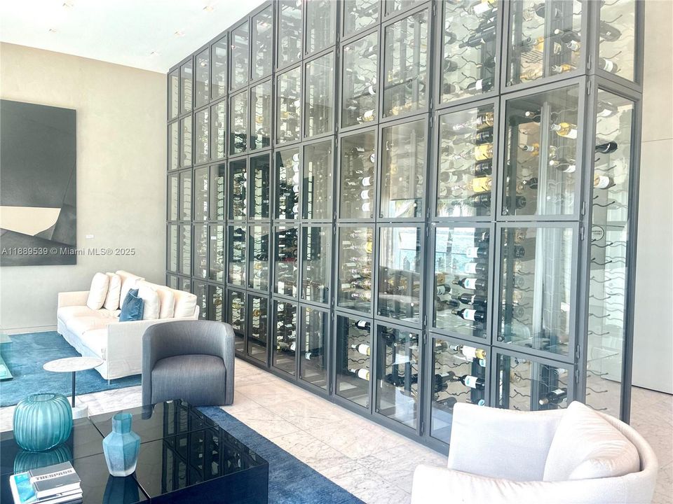 Active With Contract: $11,000 (3 beds, 3 baths, 1634 Square Feet)