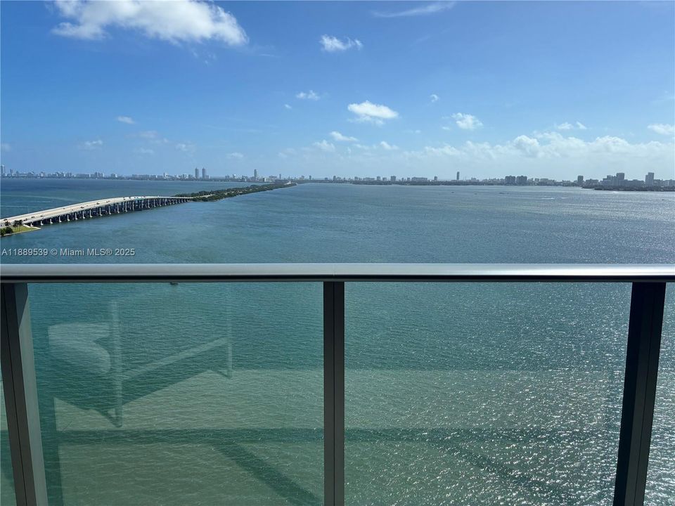 Active With Contract: $11,000 (3 beds, 3 baths, 1634 Square Feet)