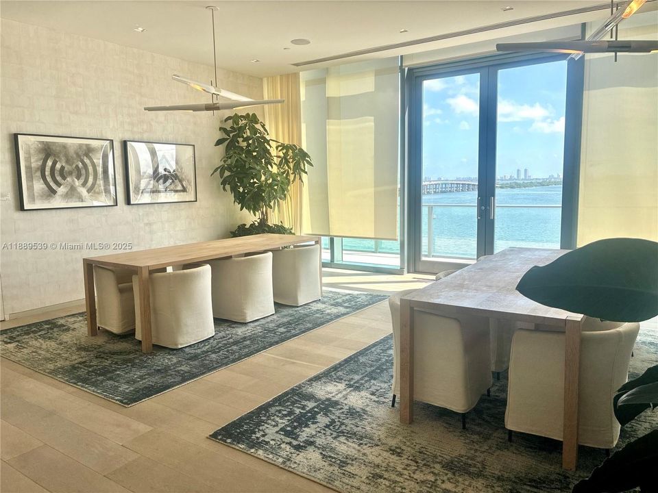 Active With Contract: $11,000 (3 beds, 3 baths, 1634 Square Feet)