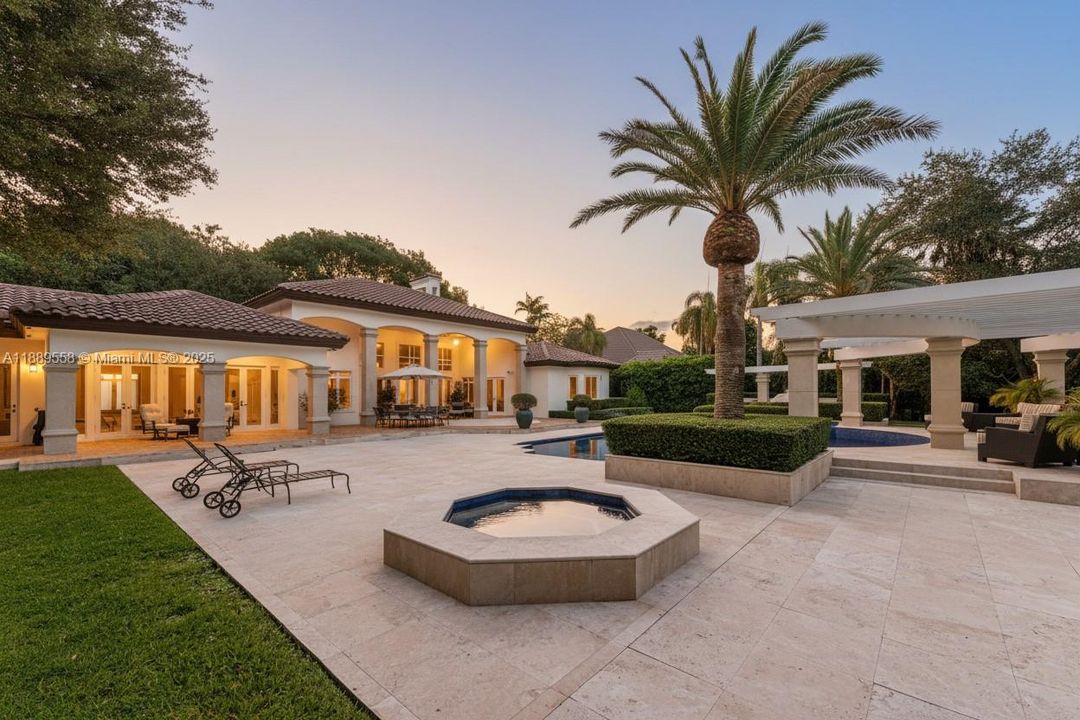 待售: $6,750,000 (5 贝兹, 5 浴室, 5992 平方英尺)