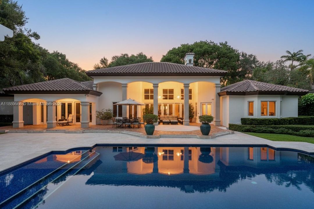 待售: $6,750,000 (5 贝兹, 5 浴室, 5992 平方英尺)