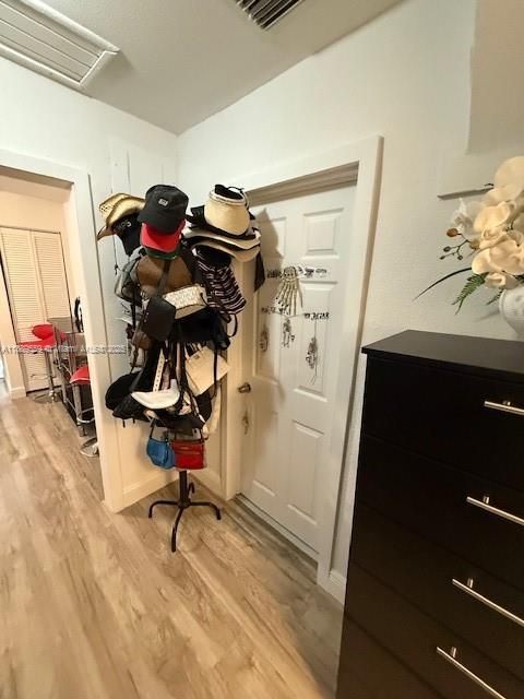 待售: $840,000 (0 贝兹, 0 浴室, 2639 平方英尺)