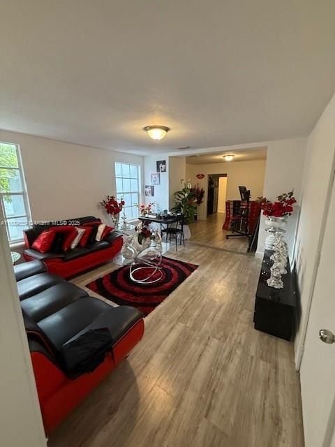 待售: $840,000 (0 贝兹, 0 浴室, 2639 平方英尺)