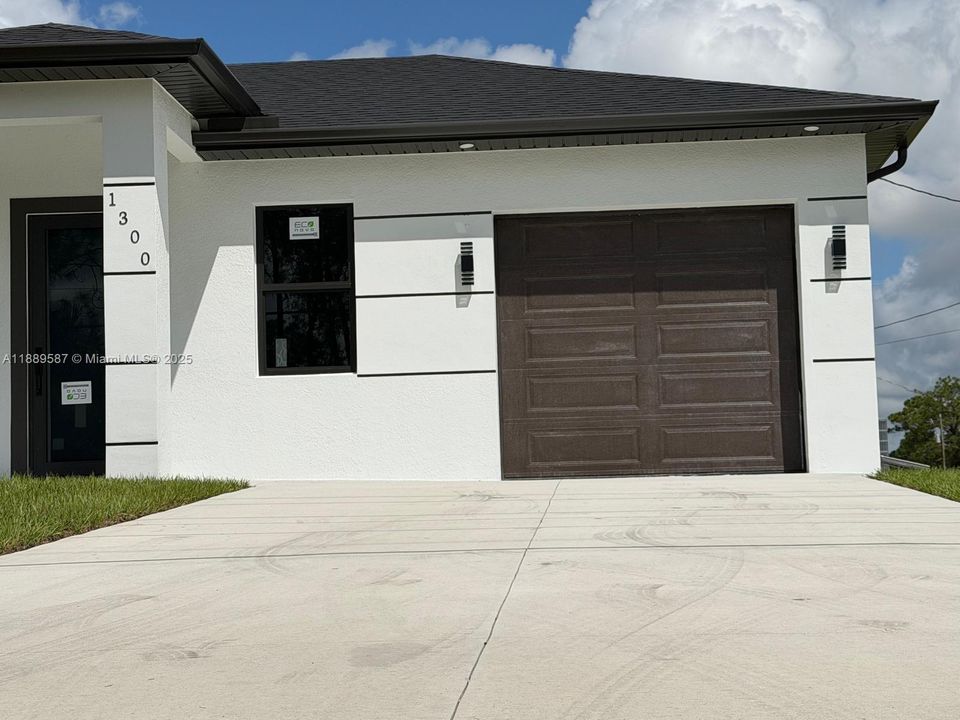 На продажу: $289,000 (3 спален, 2 ванн, 0 Квадратных фут)