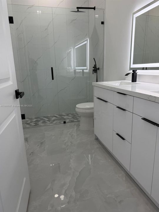 На продажу: $289,000 (3 спален, 2 ванн, 0 Квадратных фут)