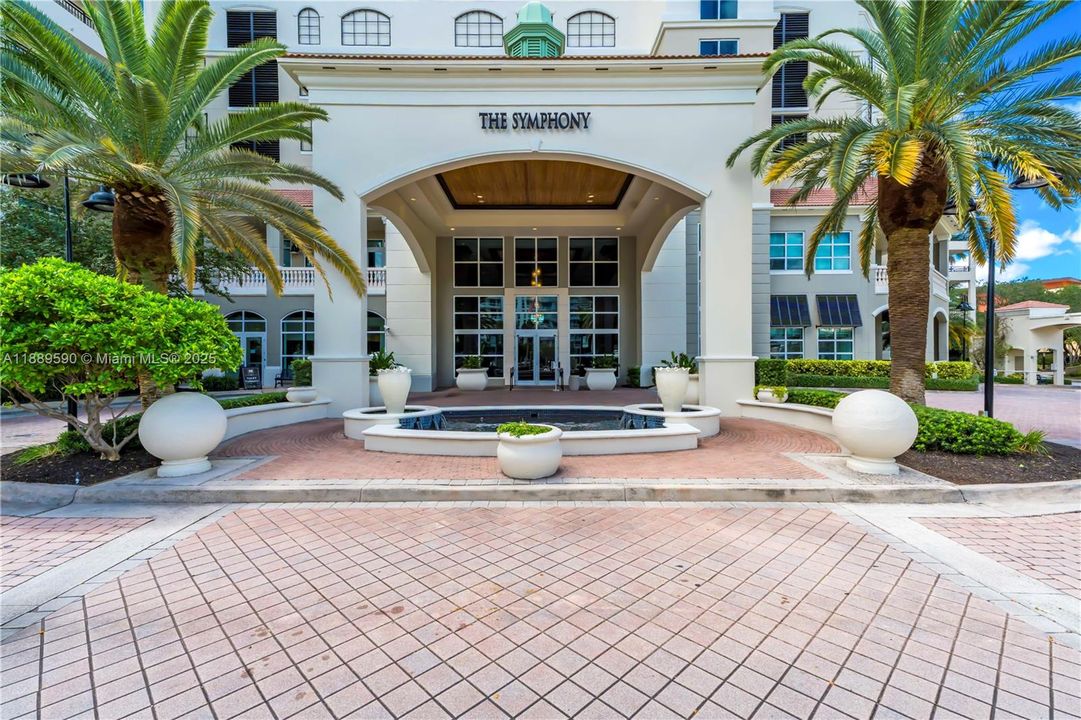 Недавно продано: $375,000 (1 спален, 1 ванн, 823 Квадратных фут)