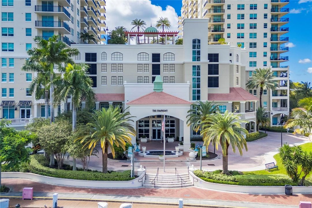 Недавно продано: $375,000 (1 спален, 1 ванн, 823 Квадратных фут)