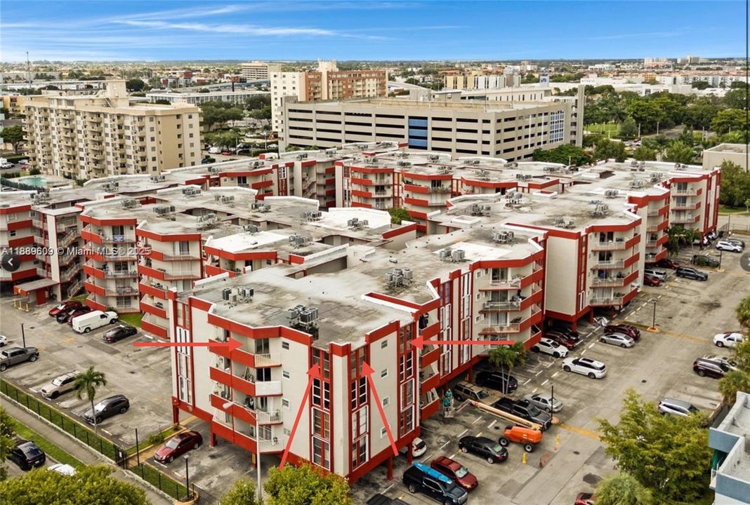 На продажу: $279,000 (3 спален, 2 ванн, 1323 Квадратных фут)