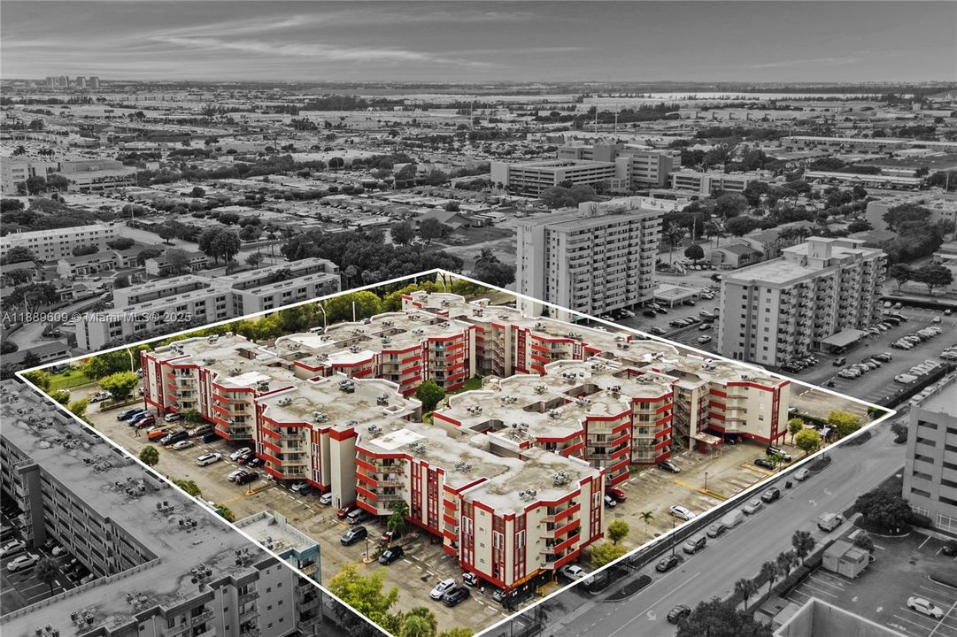 На продажу: $279,000 (3 спален, 2 ванн, 1323 Квадратных фут)