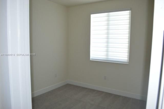 For Rent: $3,300 (3 beds, 2 baths, 1480 Square Feet)